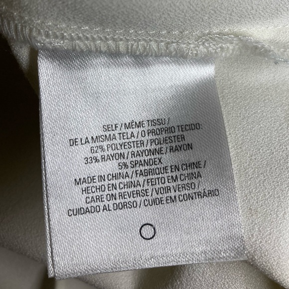 T Tahari White Blouse Lace Sleeve Small zipper Front - Picture 4 of 6